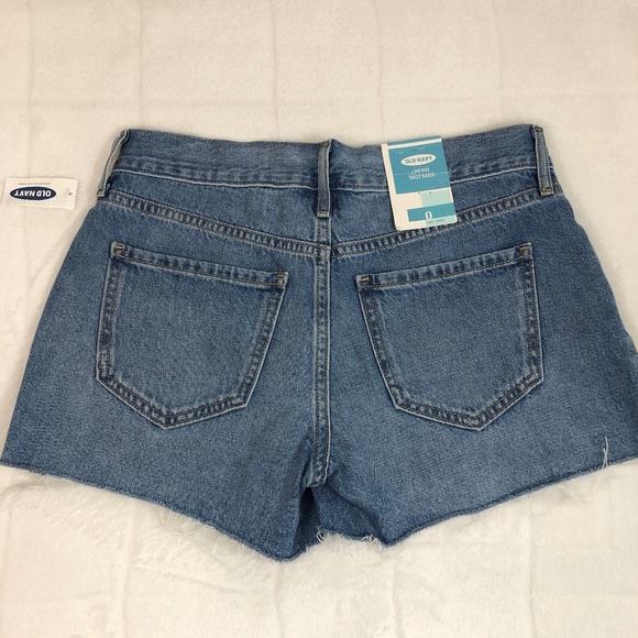 NWT Old Navy Low Rise Cut Off Shorts - Medium Blue - Picture 2 of 2